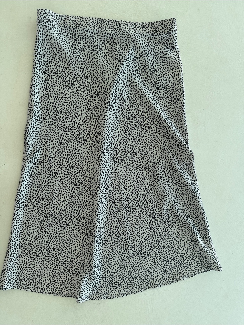 Black and White Spotted Midi Skirt - Size Large